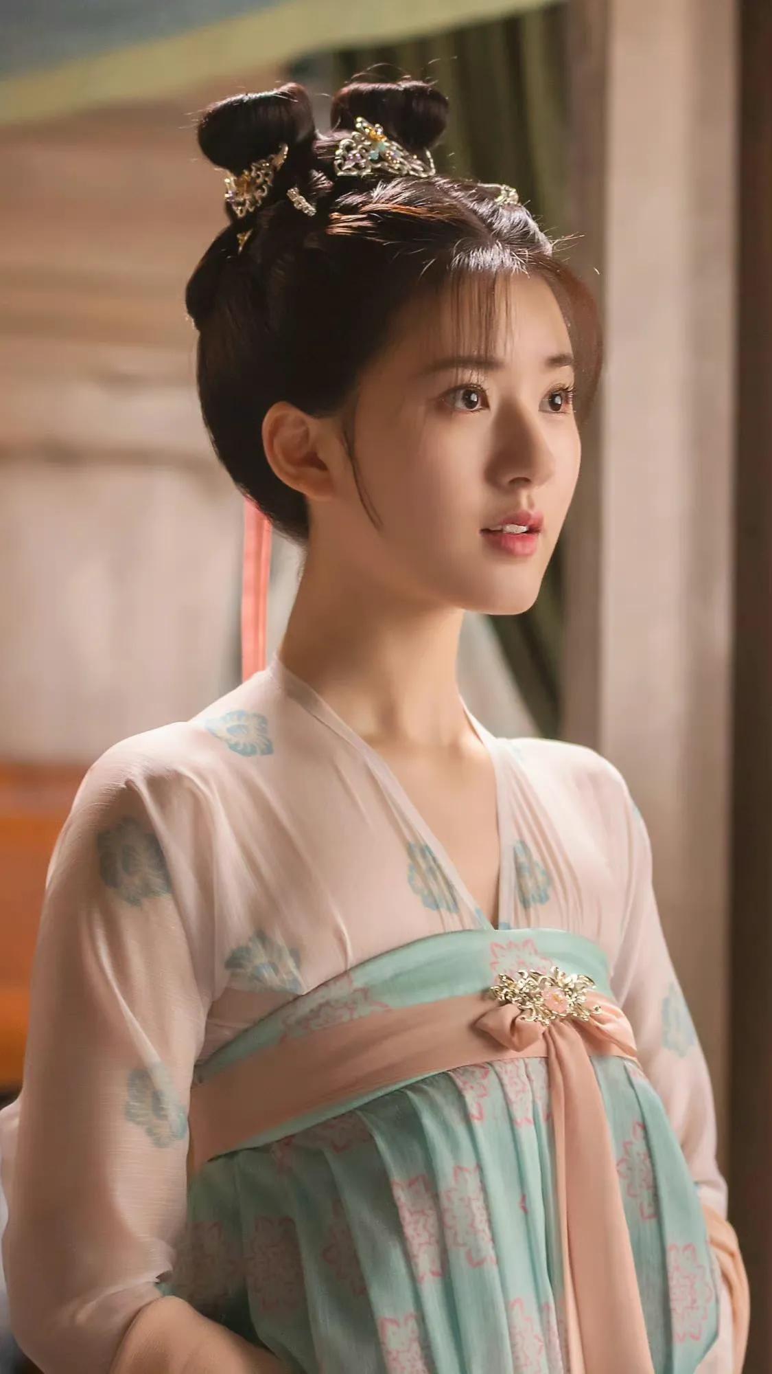 女顶流最新探索，现代女性影响力的高峰之巅